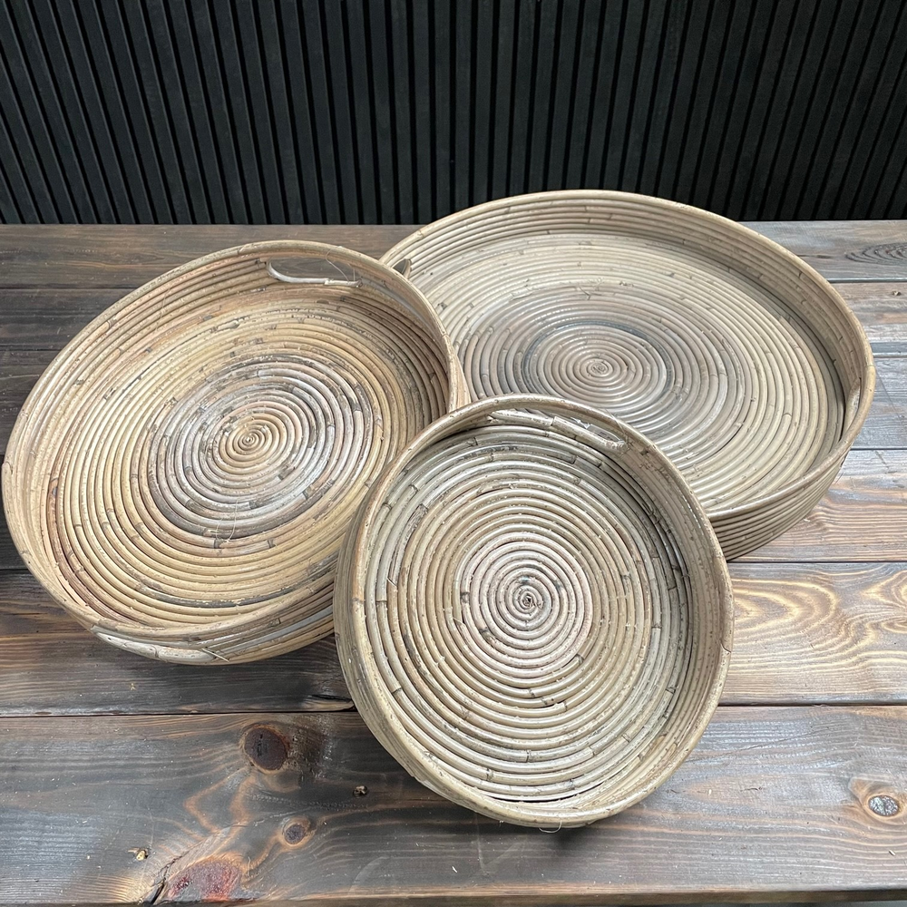 Serving Trays Rattan.