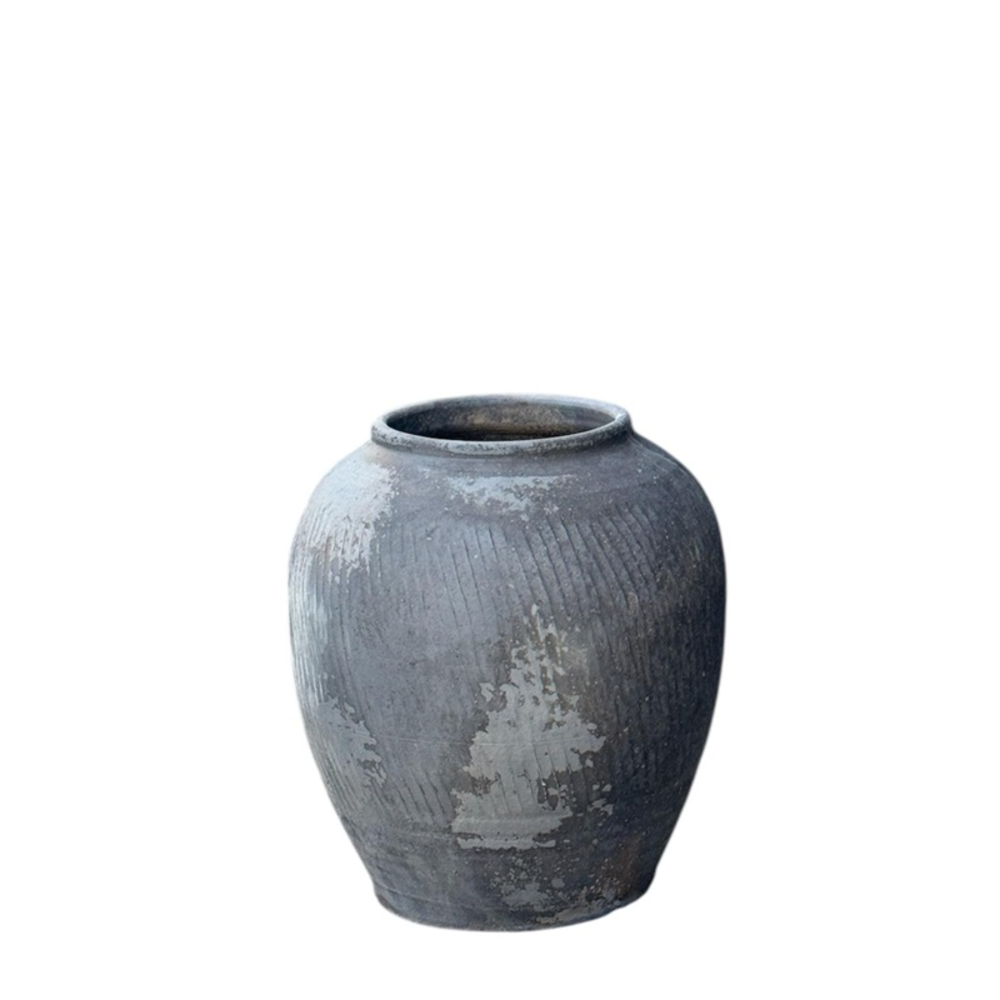 Nen Vintage Pot.