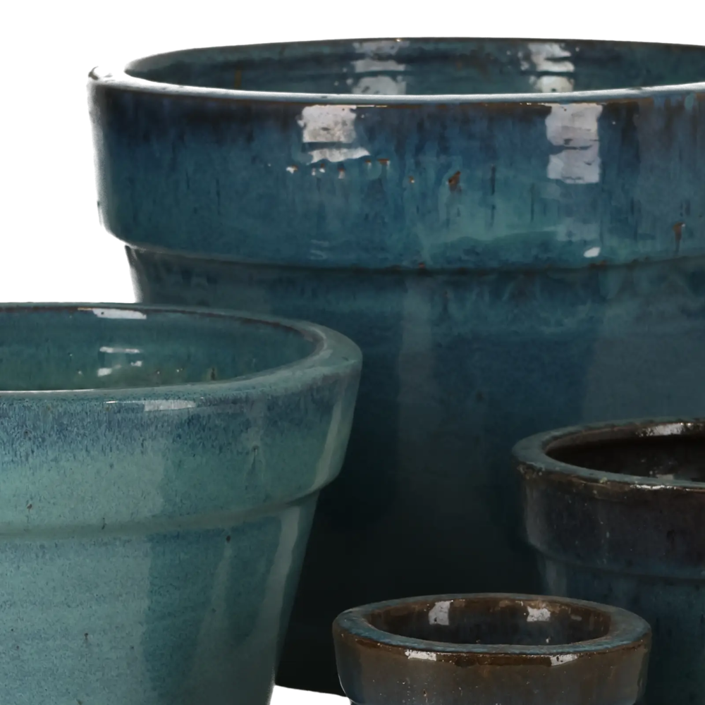 Closeup af Korab Glazed Set 4 Green.
