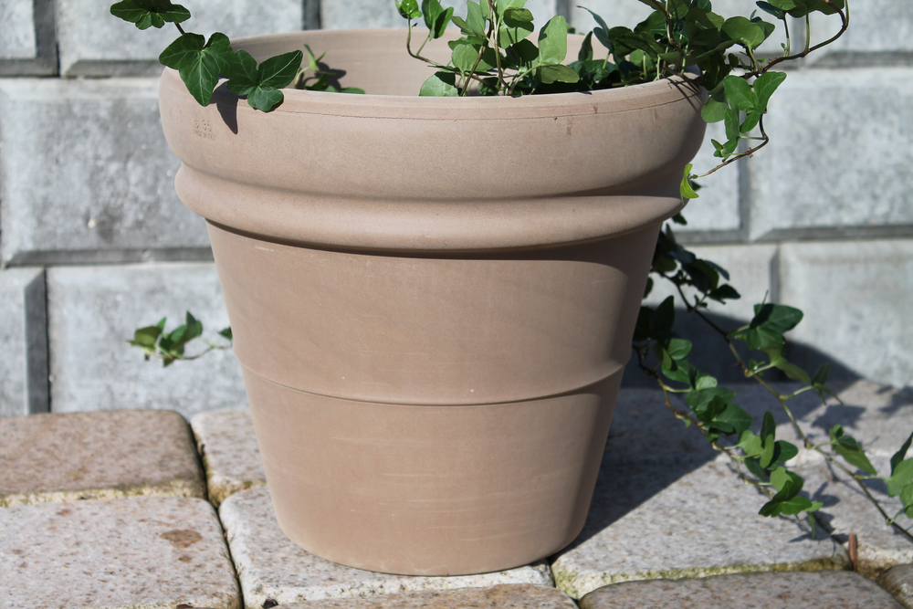 Doppio Bordo Choco Terracotta Italy.