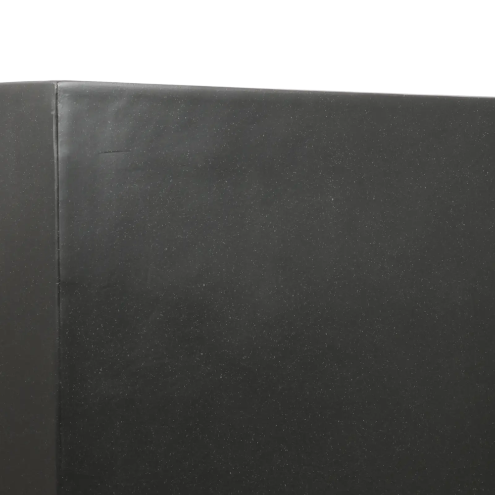 Closeup af Davenport 100 Black.