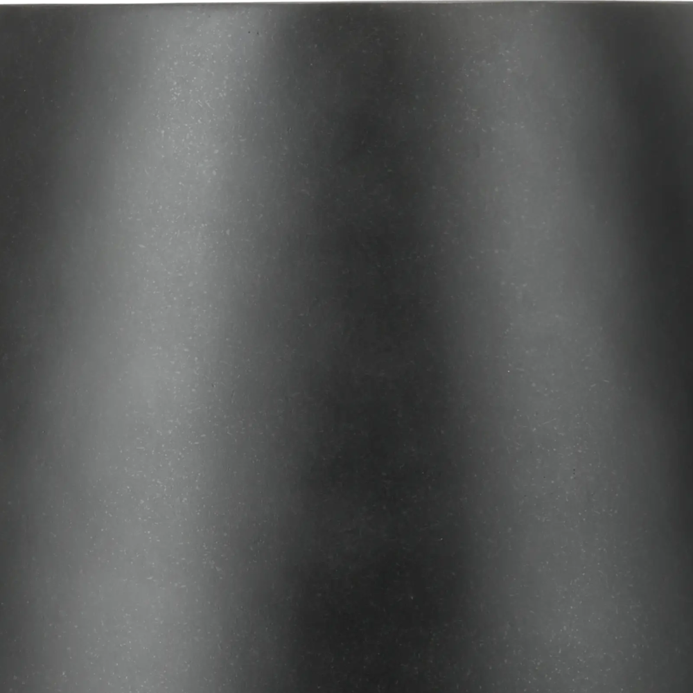 Closeup af Savona 77 Black.