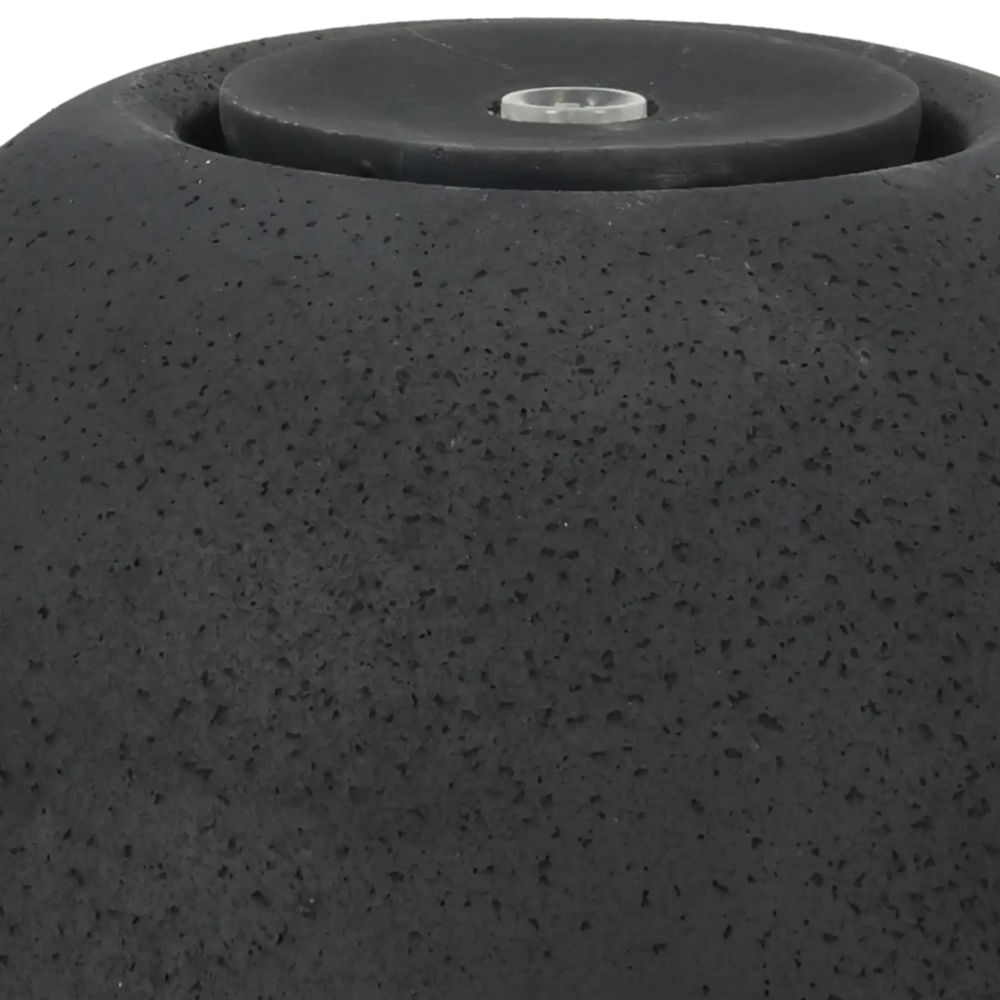 Closeup af Maicao 41 Fountain Black Stone.