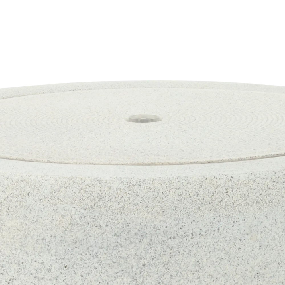 Closeup af Nuihau 57 Fountaine Granite grey.