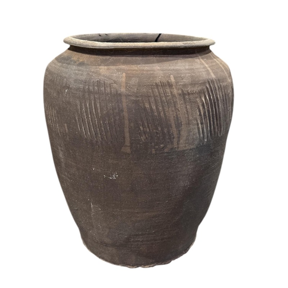 Amur Vintage Pot.