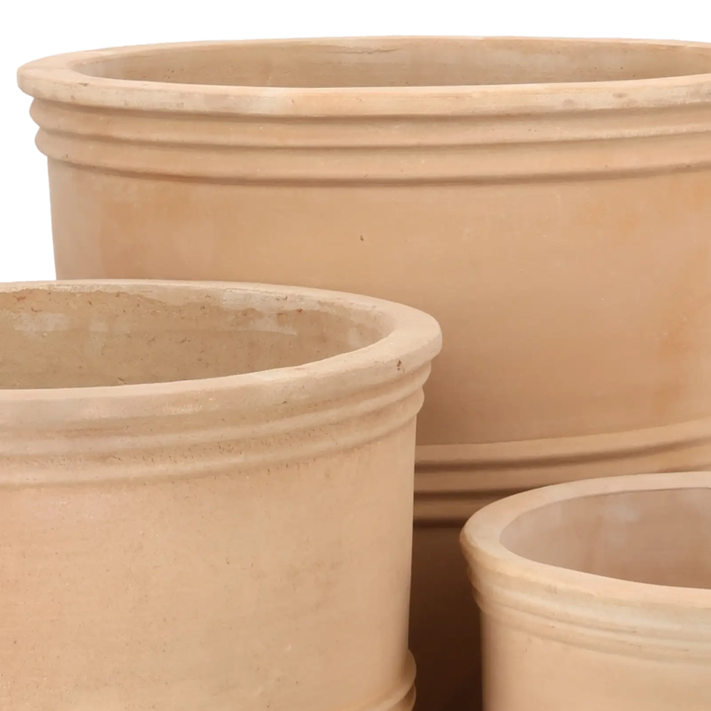 Closeup af Dobrac Terracotta Choko Set 3.