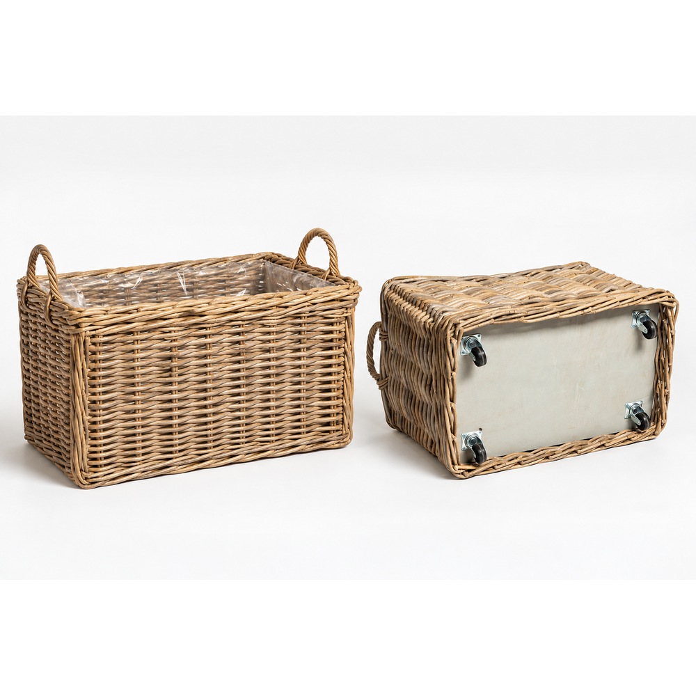 Rattan Square Long Incl. Wheels.