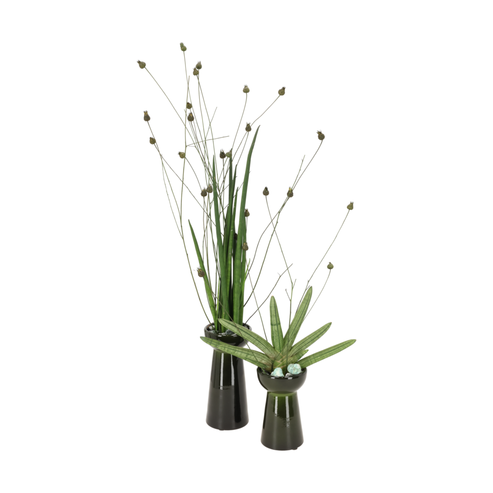 Miljøbillede med Hyacinth Vase High Green.